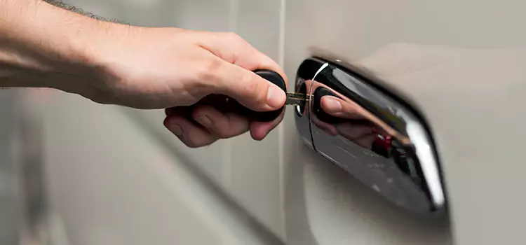 Why Choose Our Auto Locksmith Team in Pensacola, FL?